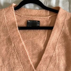 Never worn, Petite ASOS size 6 light pink cropped sweater